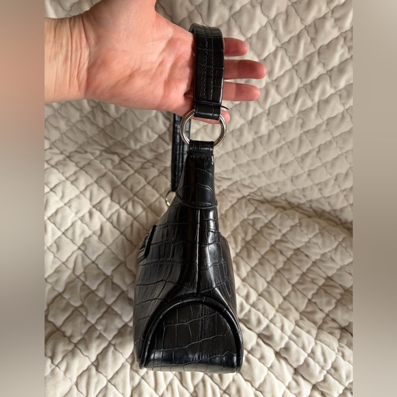 Vintage Liz Claiborne Villager Black Croc Embossed Baguette Bag - Picture 6 of 8